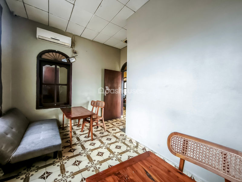 Jalan MT Haryono No.37 Tangerang