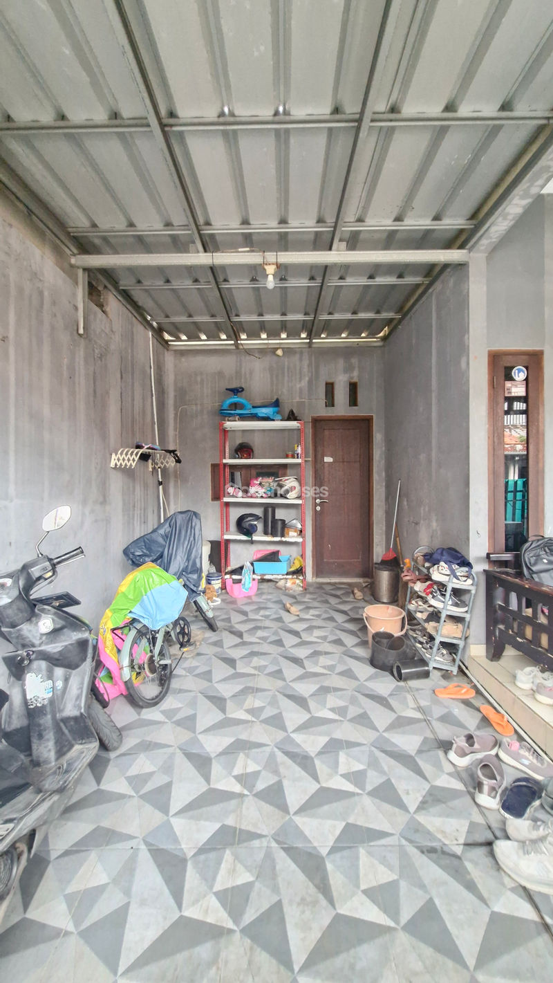 Komplek Raya Housing Blok H9