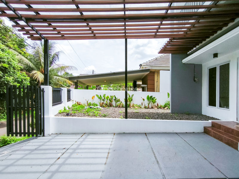 Bukit Golf Riverside III