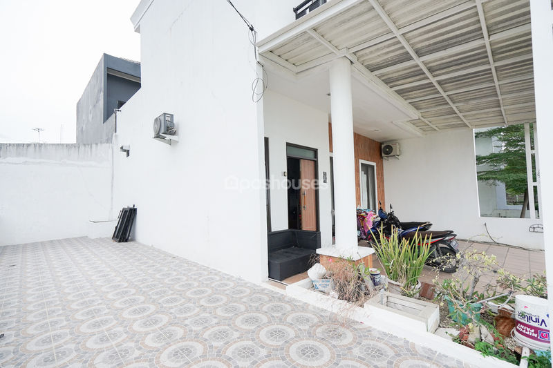 Cluster The Mansion's Bekasi Blok C No.1