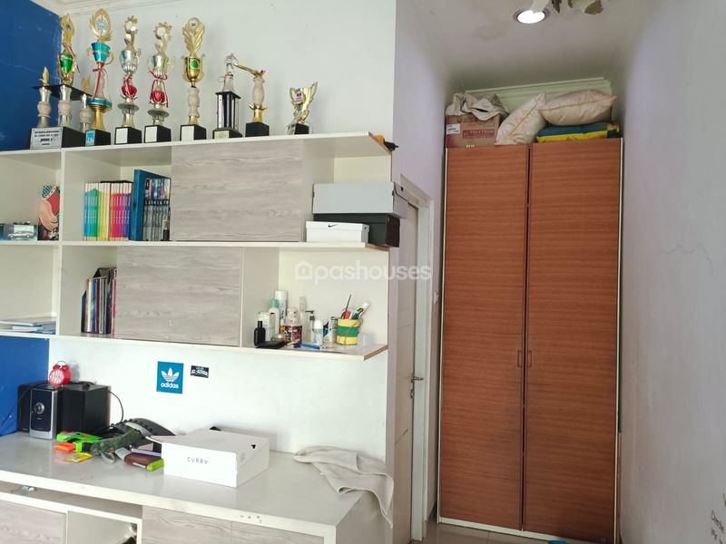 Jalan Perkici Raya Blok EB2 No.28 Sektor 5