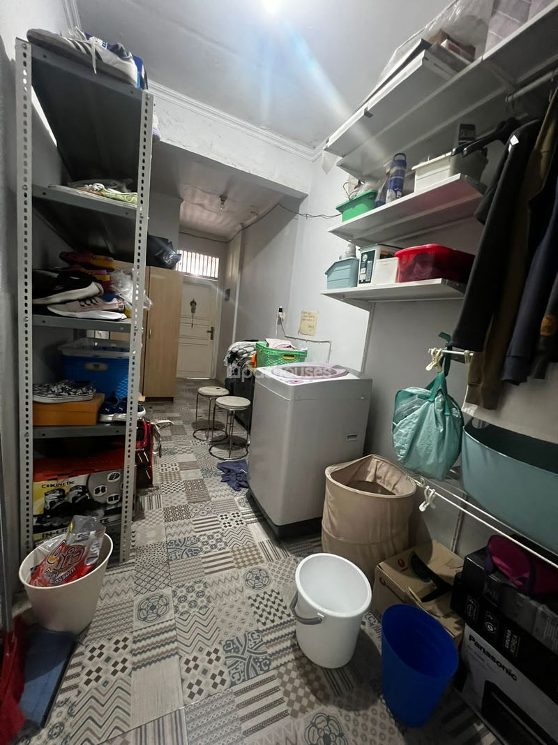 Jalan Lestari VI No.18A