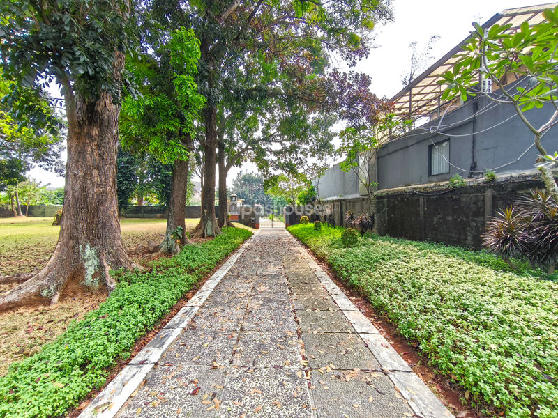Jalan Taman Mercurius No.6 Ciputat Timur