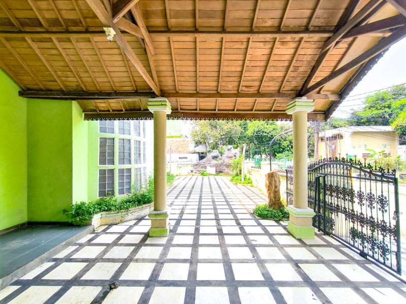Jalan Niaga III