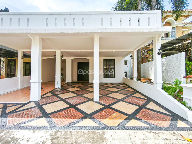 Legenda Wisata Zona Colombus