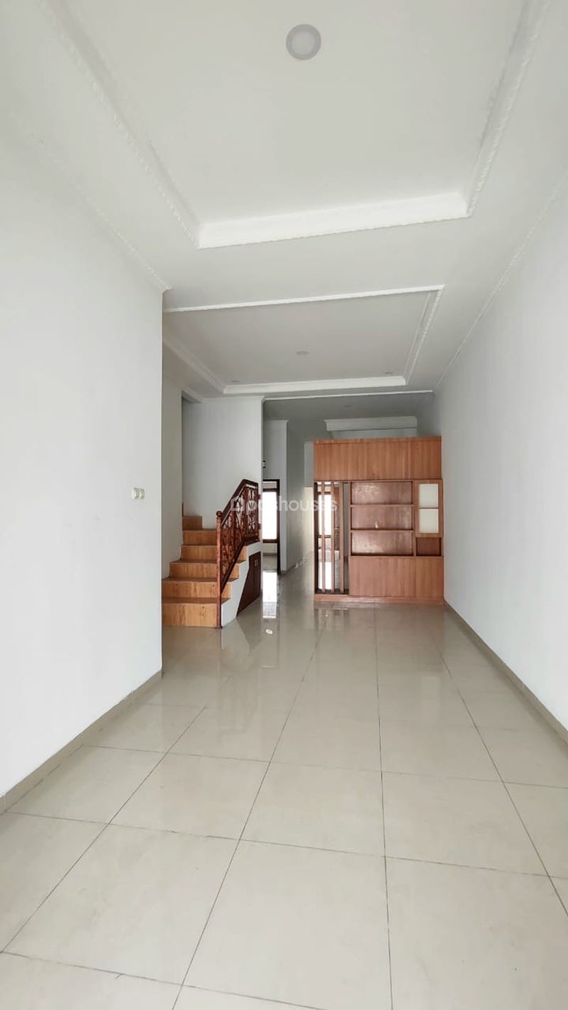 Perumahan Lembah Hijau Residence Blok D No.15