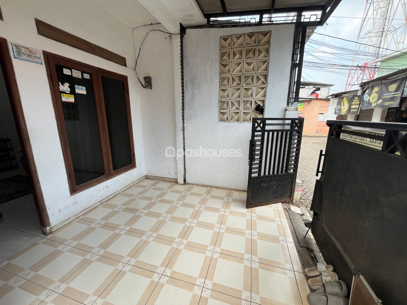 Jalan Kemang Sari 4 Blok B
