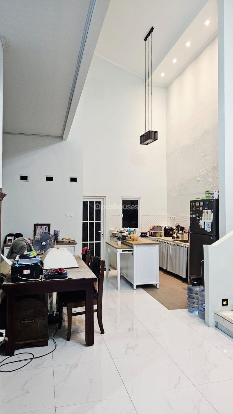 Komplek Villa Gunung Lestari Blok D4 No.5