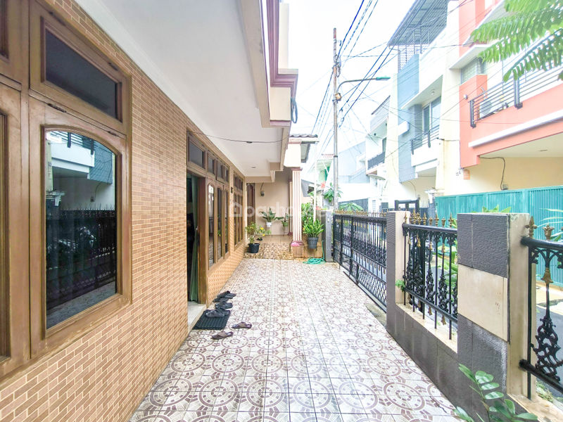 Jalan Tanjung Duren Selatan 2