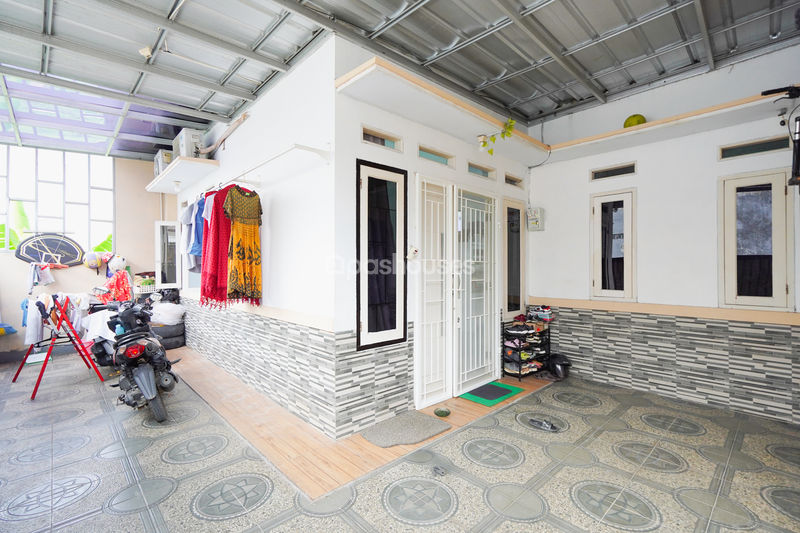 Jalan Haji Nisan 