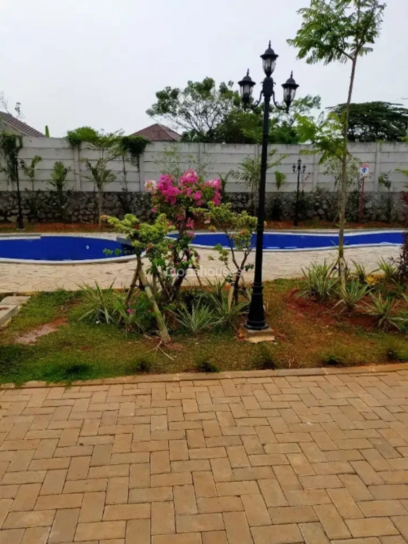 Komplek Kota Sutera Cluster Blossomville Tangerang Blok B17-07
