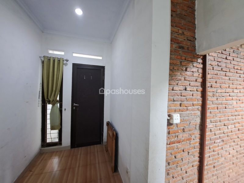 Kompleks Flo Residence Kav 4 No.1