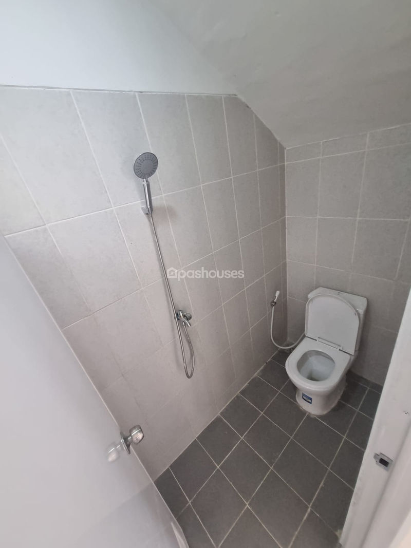 Perumahan Grand Batavia Cluster Sirena Blok 3 No.18