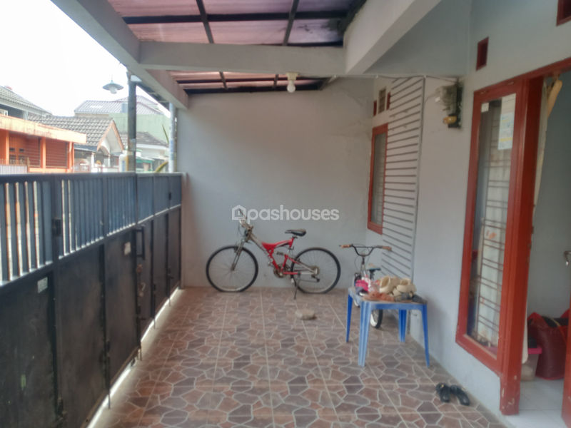 Perumahan Acropolis Karadenan