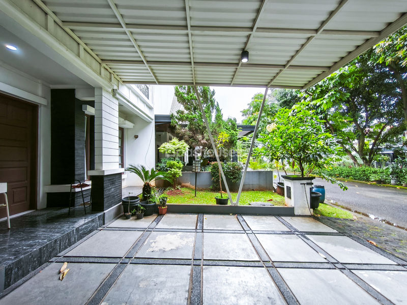 Legenda Wisata Zona Picasso Blok K5/10