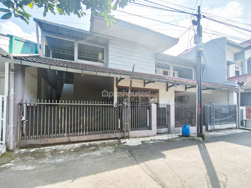 Jalan Taman Sari Blok L