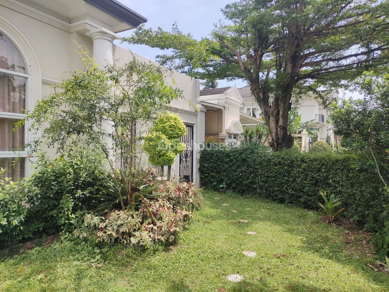 Perumahan Fontainebleau Golf Residence Kav.133