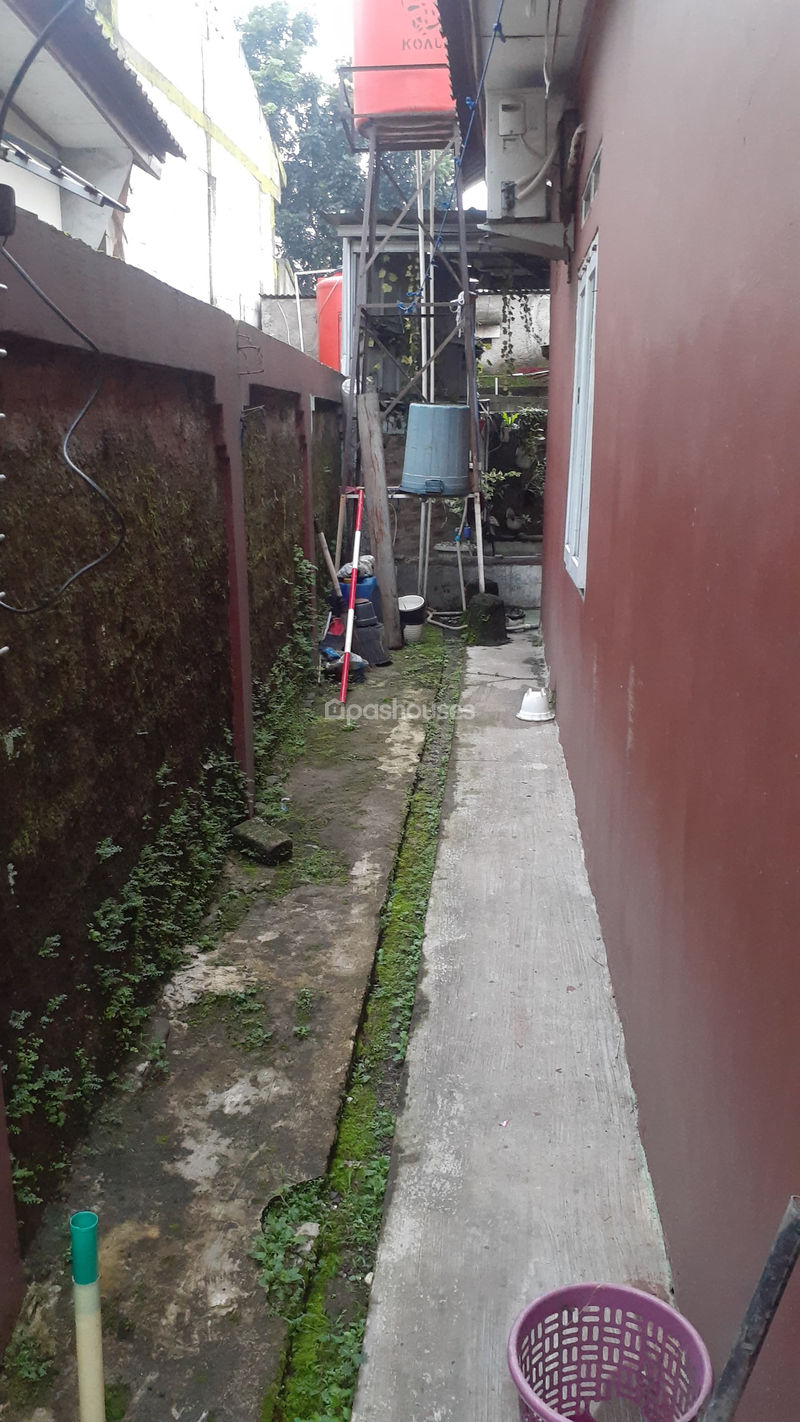 Jalan Kaum Pandak Karadenan No.39