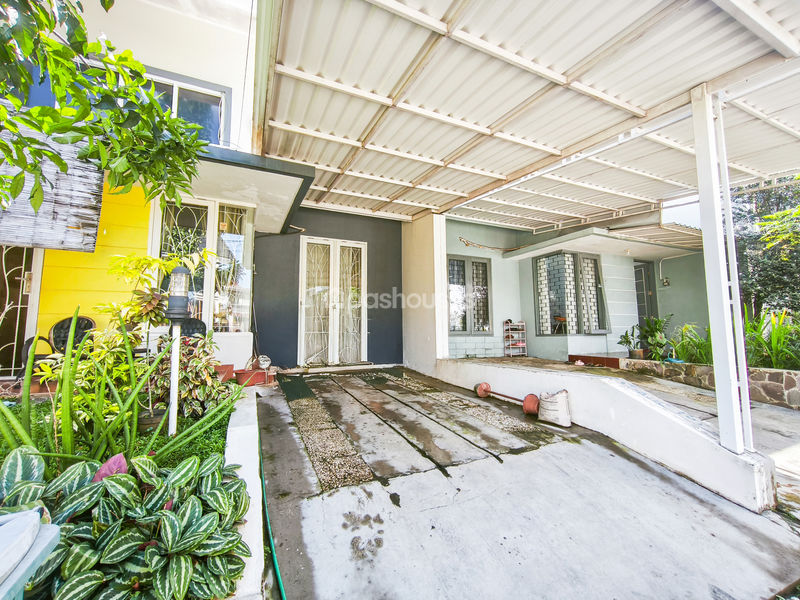 Tata Hill Townhouse Yasmin