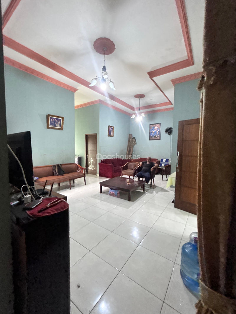 Jalan Basuki No.212 Cipayung