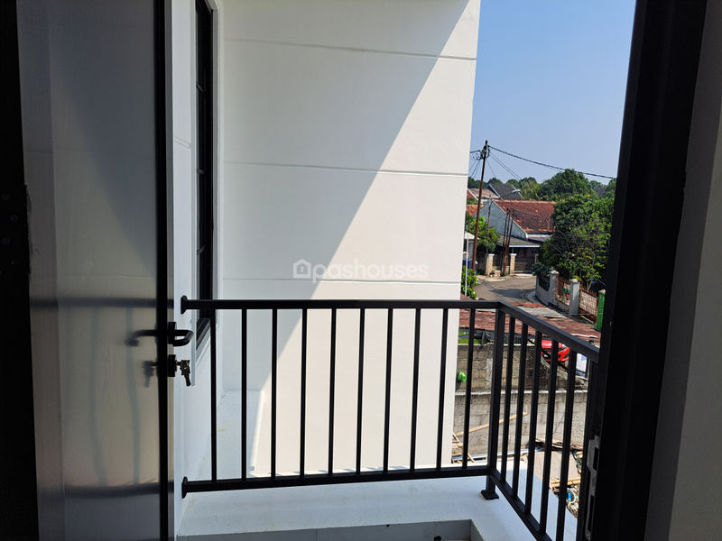 Jalan Raya Cijahe
