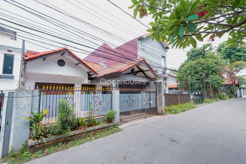 Jalan Poncol Indah Raya Ciputat