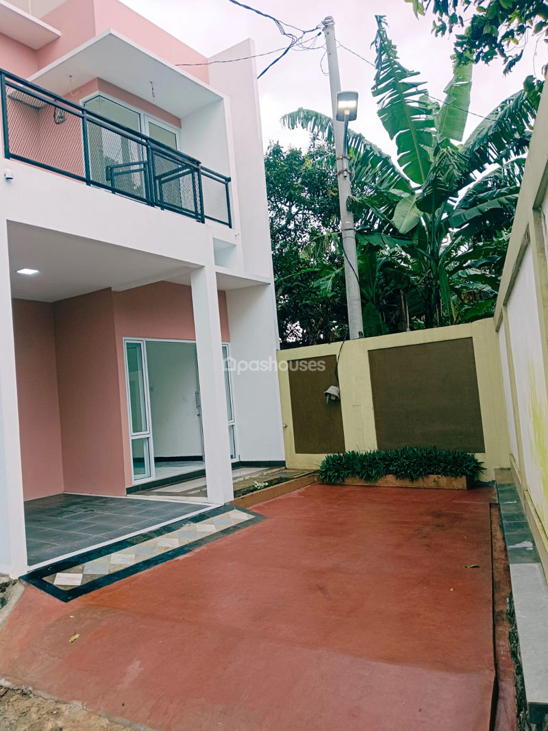 Perumahan Royal Bojongsari Residence Blok B No.10