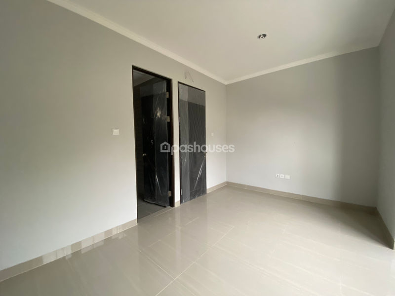 Citraland Cibubur Cluster Monterrey Blok F8 No.25
