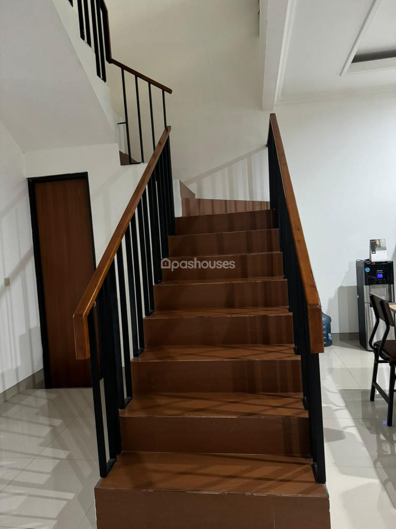 Jalan Bina Asih No.10 Bekasi