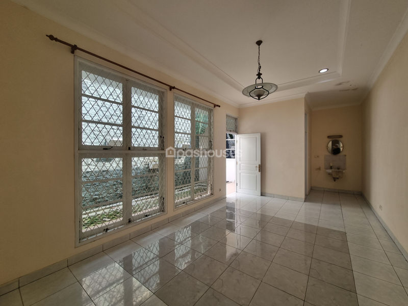 Jalan Bukit Cinere Blok C117