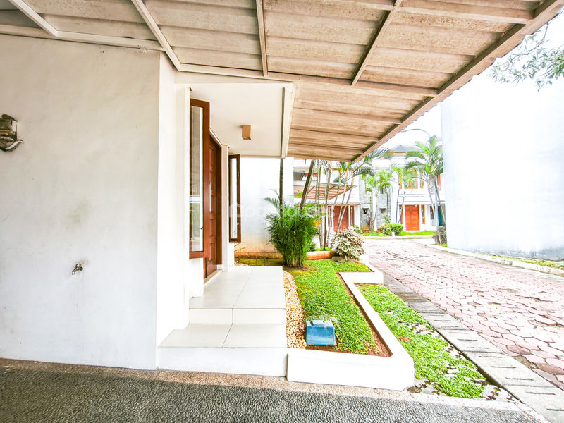 Perumahan Indraprasta Townhouse Blok C No.7