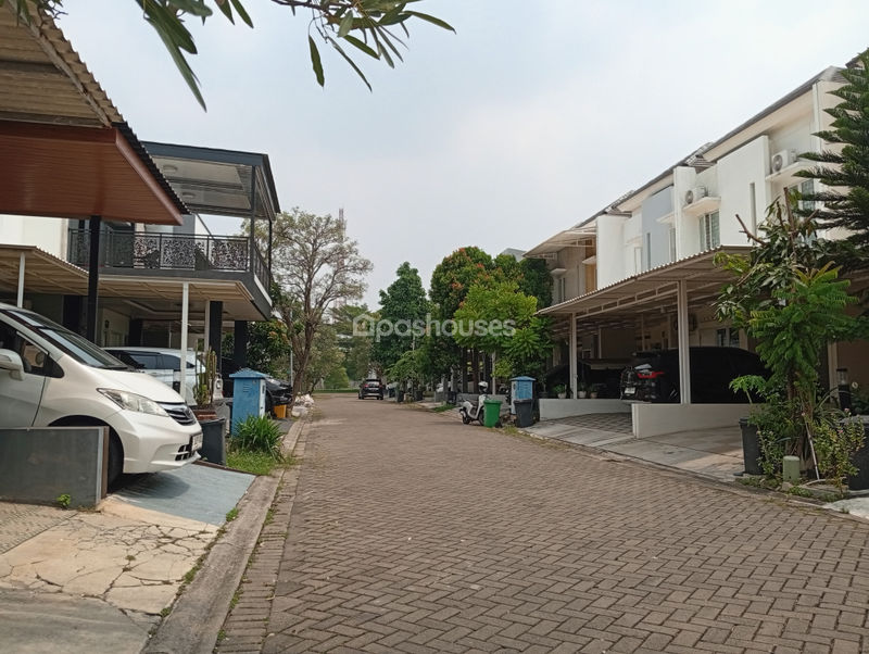 Perumahan Metland Menteng Cluster Victoria Blok G6 No.1