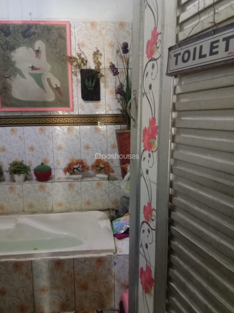 Jalan Tebet Dalam 4B No.1