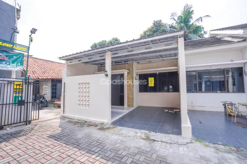 Pesona Duta Town House