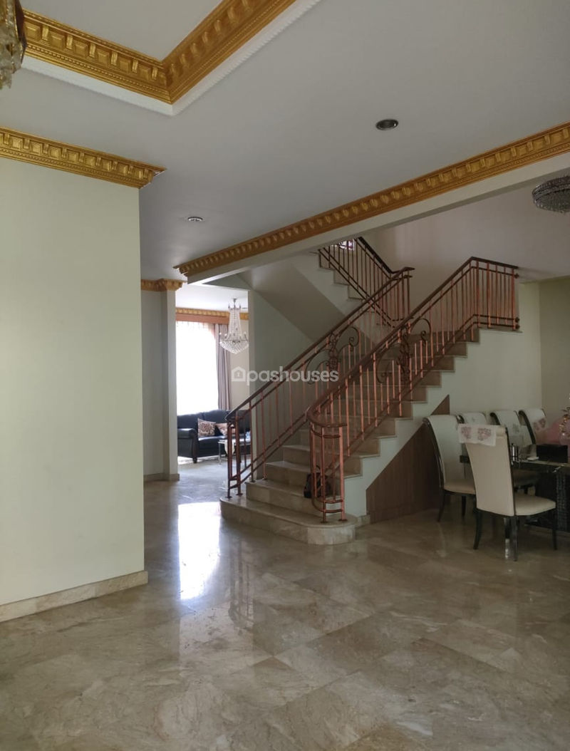 Perumahan Fontainebleau Golf Residence Kav.133