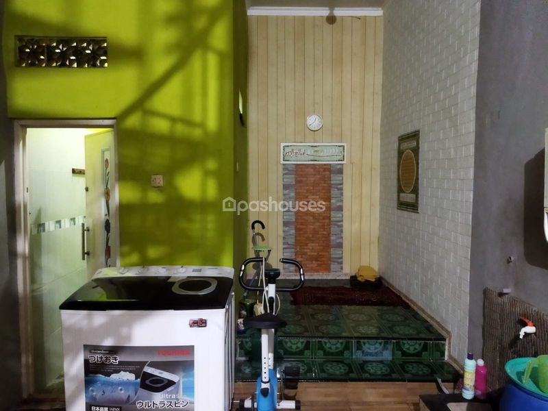 Taman Narogong Indah Blok C49 Bekasi