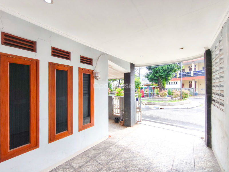 Jalan Danau Kelapa Dua IX