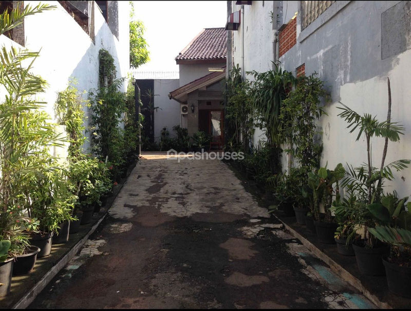 Jalan Nakula 7 No.136-B