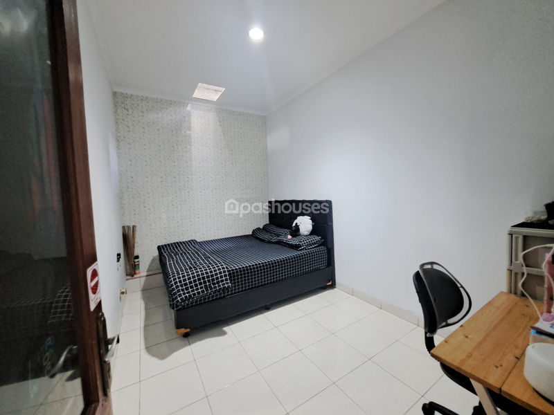 Perumahan Reni Jaya Blok J4 No.3