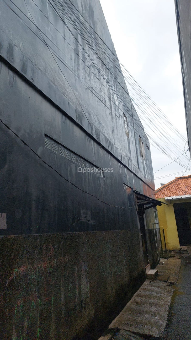 Jalan Kramat Barat Jakarta Timur