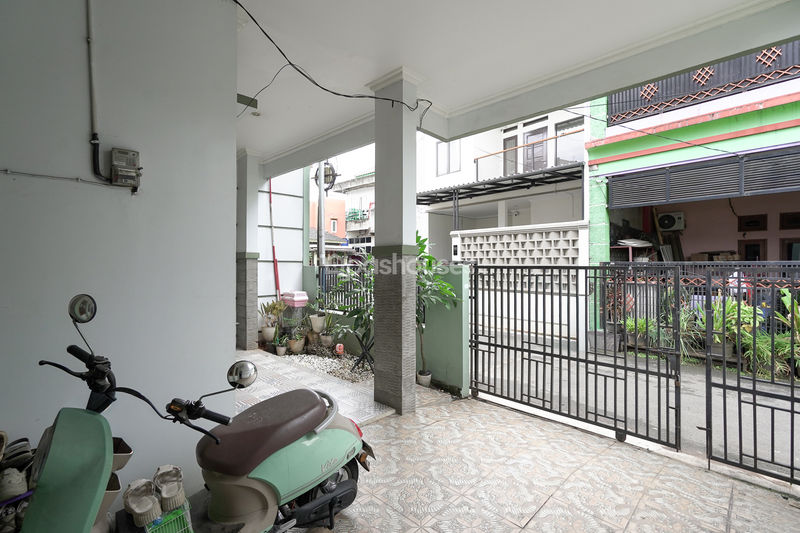 Jalan Pegasing 3 No.28 Cipayung