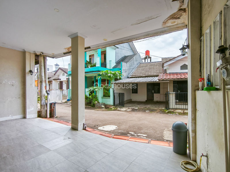 Perumahan Acropolis Karadenan Blok KR