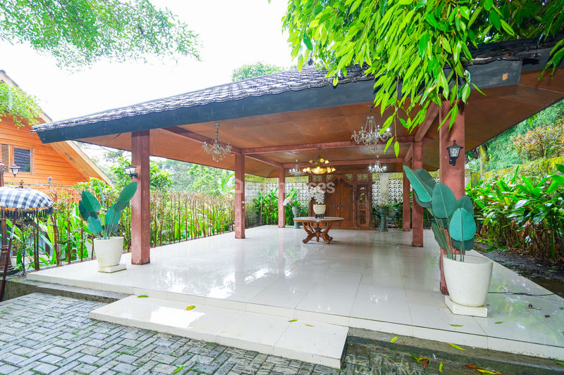 Villa Saung Ibu Bogor