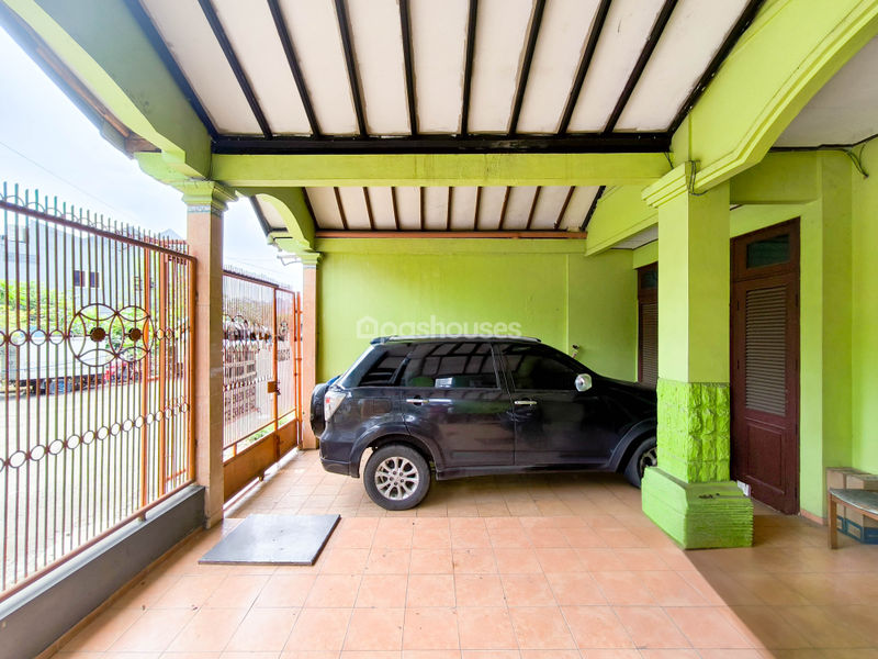 Komplek Taman Pabuaran