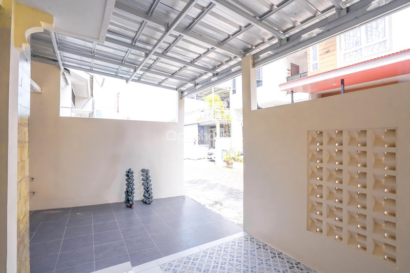Pesona Duta Town House