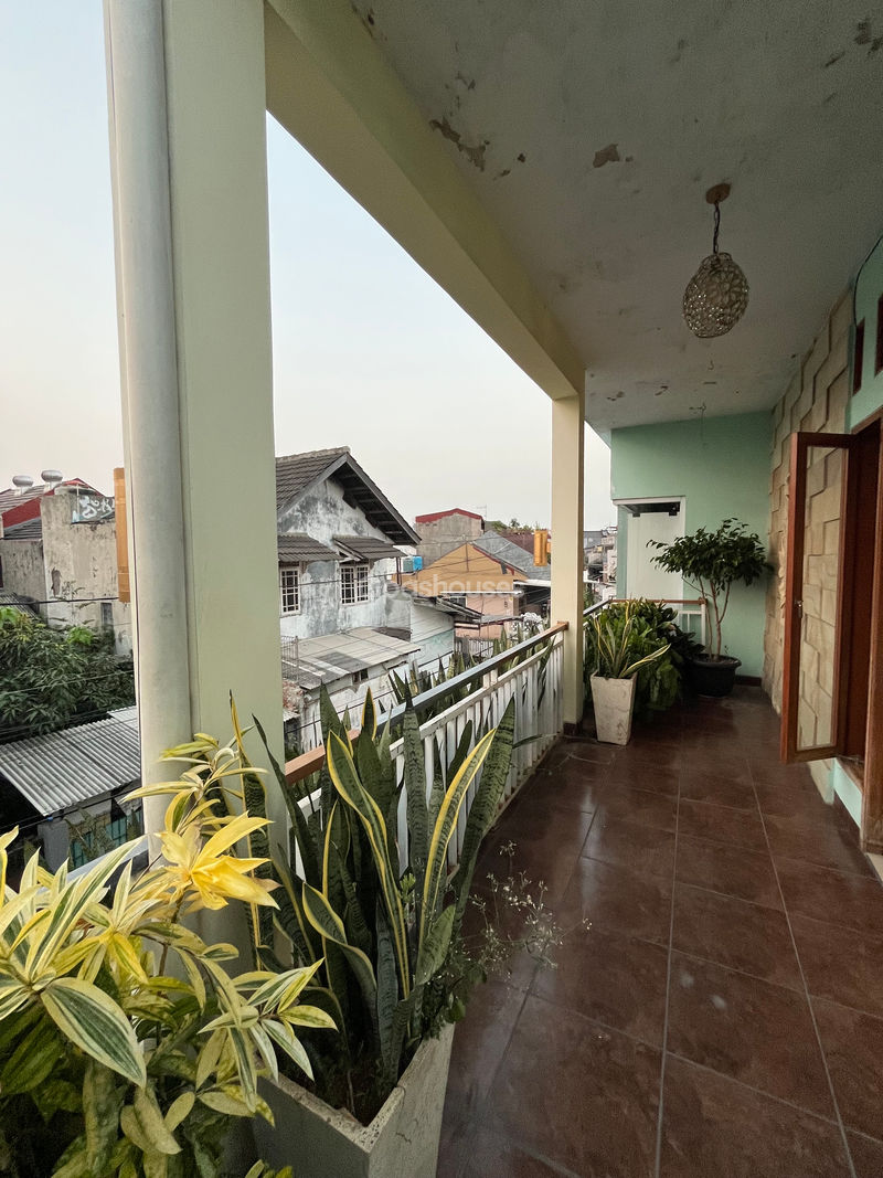 Perumnas 1 Bekasi, Sate Saluyu