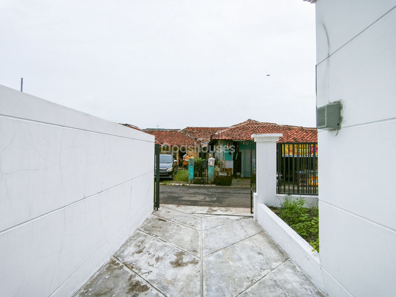 Jalan Raya Cijahe