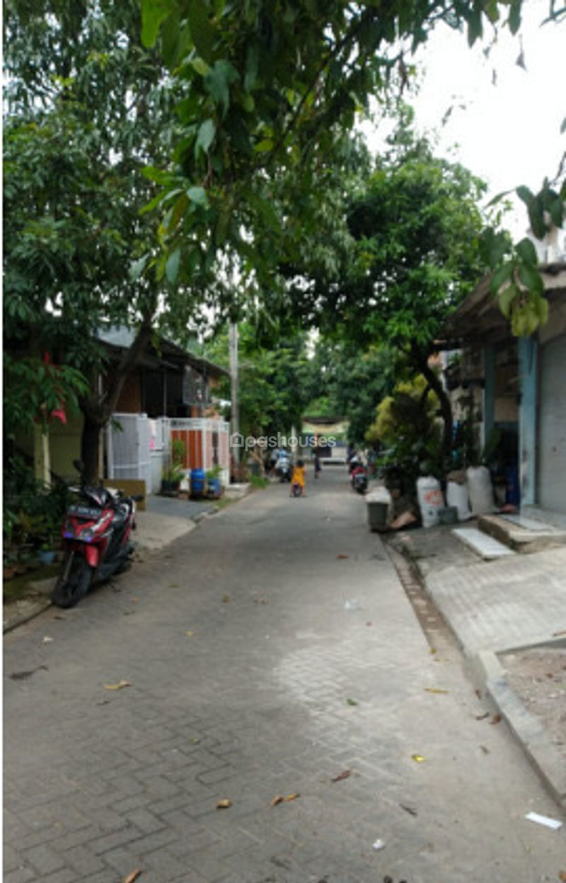 Bekasi Timur Regency Cluster Malachite Blok M8