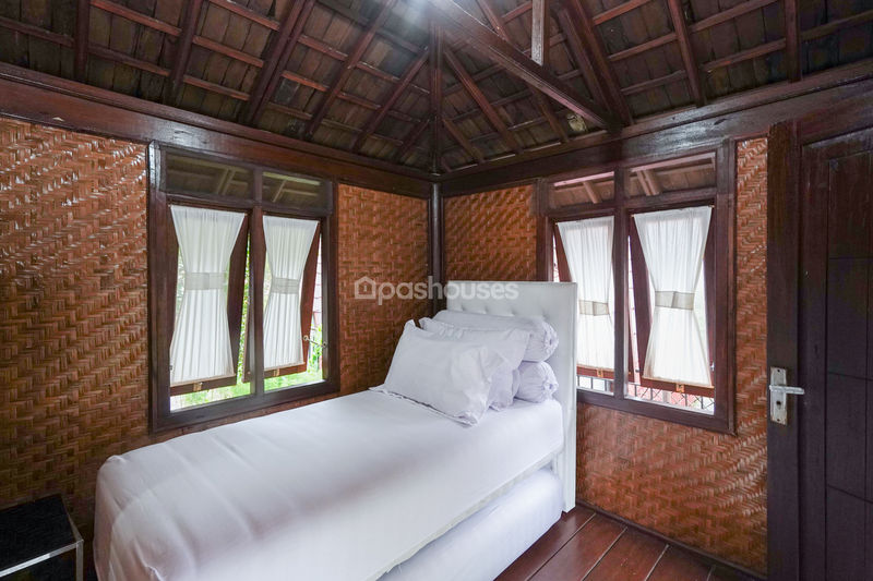 Villa Saung Ibu Bogor