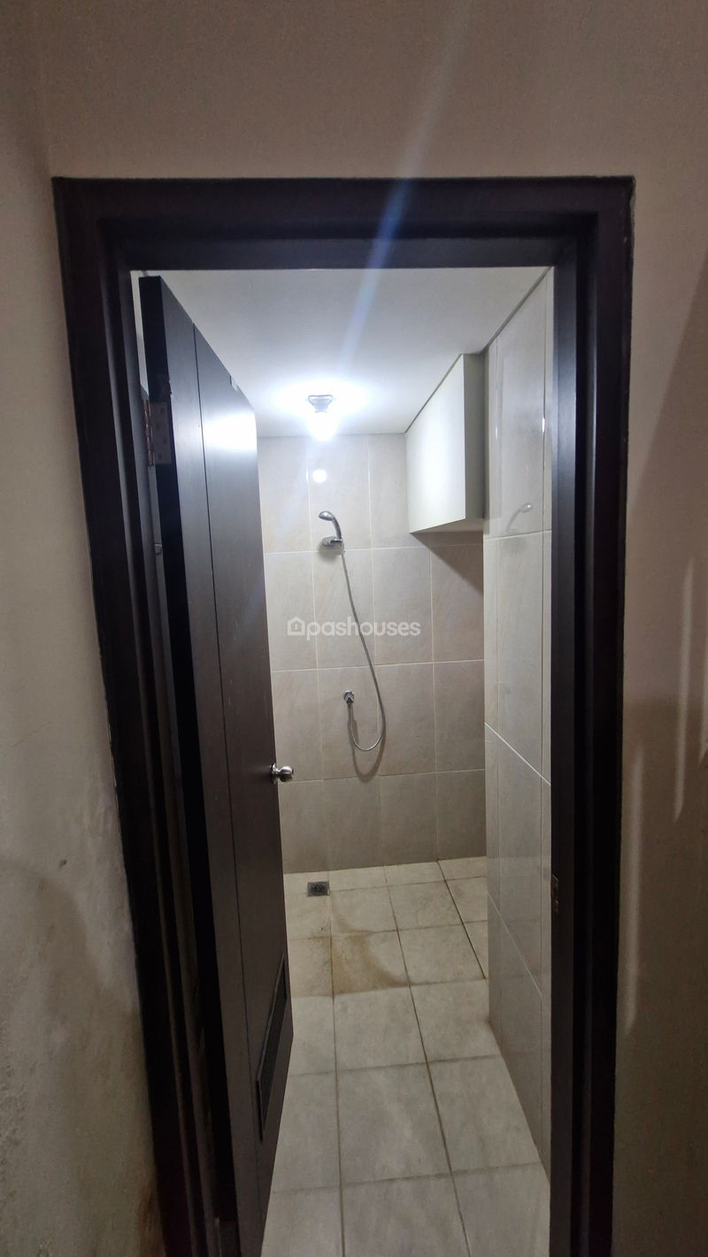 Cluster Woodchester Kota Deltamas Blok F No.8